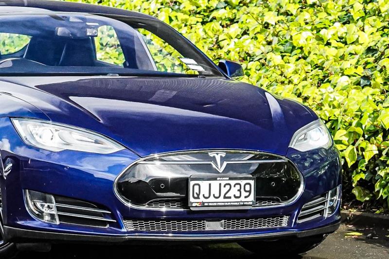 2015 Tesla Model S