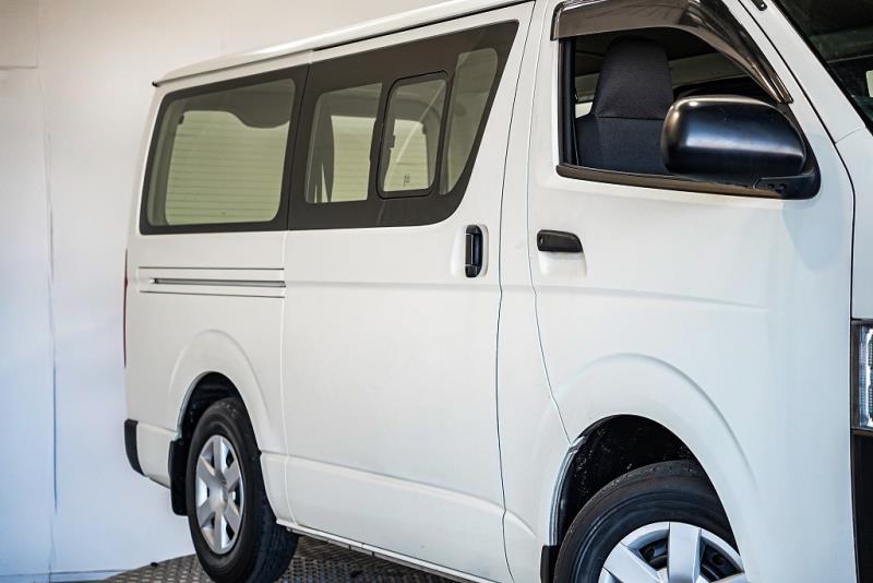 2019 Toyota Hiace ZL 5 Door 6 Seater