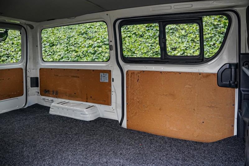 2018 Toyota Hiace ZL Diesel