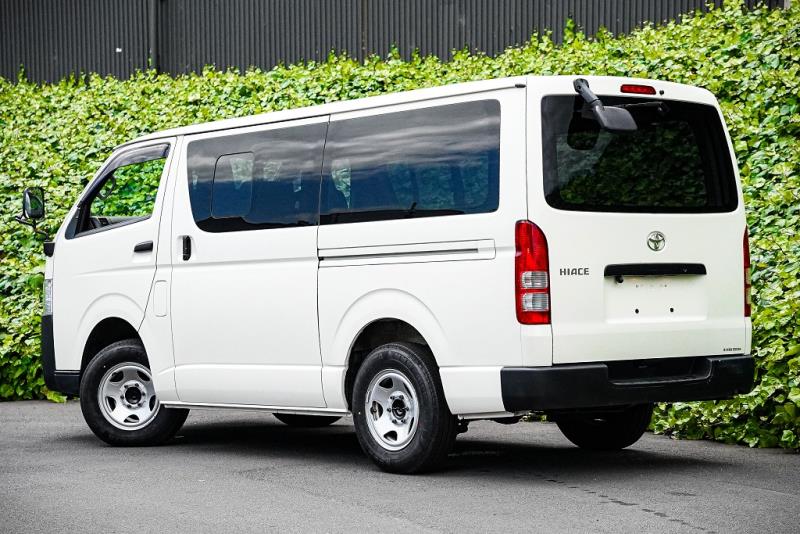 2018 Toyota Hiace ZL Diesel