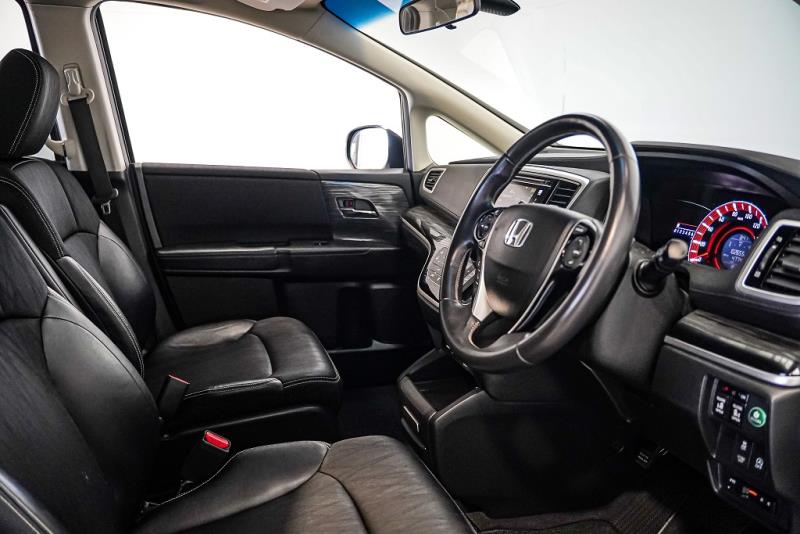 2013 Honda Odyssey Absolute 7 Seater