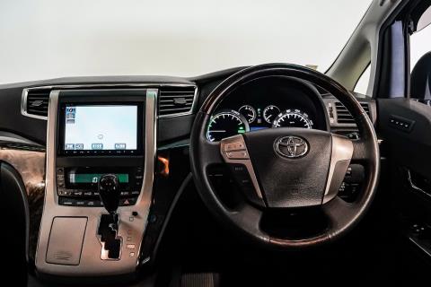 2012 Toyota Vellfire 4WD Hybrid - Thumbnail