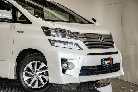 2012 Toyota Vellfire 4WD Hybrid - Thumbnail