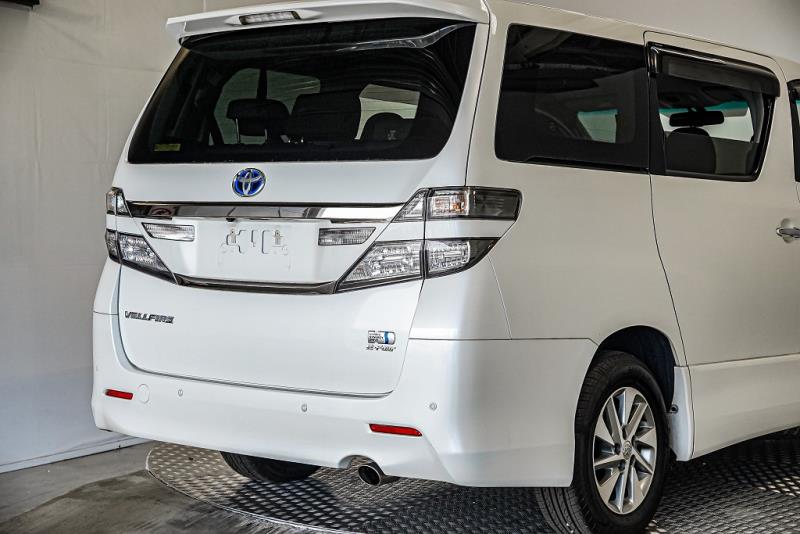 2012 Toyota Vellfire 4WD Hybrid