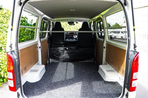 2019 Toyota Hiace ZL 5 Door - Thumbnail