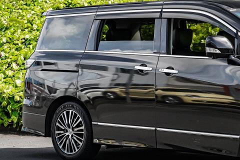 2019 Nissan Elgrand 350 Highway Star - Thumbnail