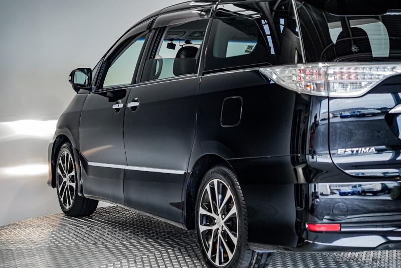 2014 Toyota Estima Aeras Premium