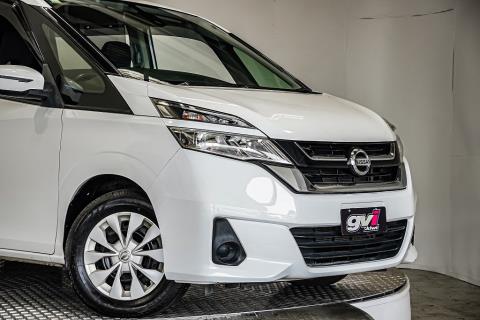 2016 Nissan Serena 8 Seater - Thumbnail