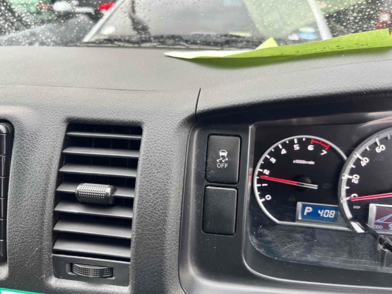 2018 Toyota Hiace 5 Door Petrol Auto