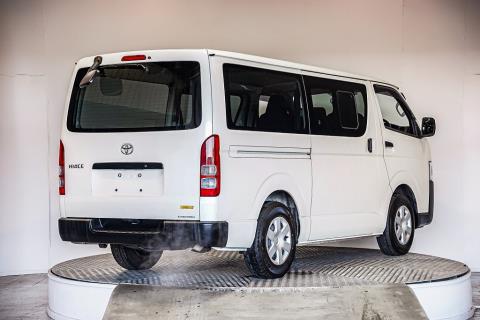 2019 Toyota Hiace 6 Seater 5 Door - Thumbnail