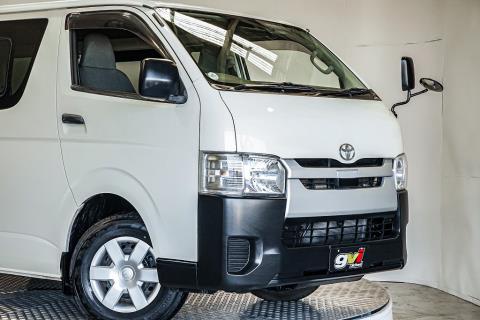 2019 Toyota Hiace 6 Seater Auto - Thumbnail