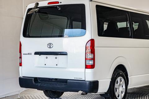 2019 Toyota Hiace 6 Seater Auto - Thumbnail