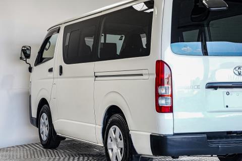 2019 Toyota Hiace 6 Seater Auto - Thumbnail