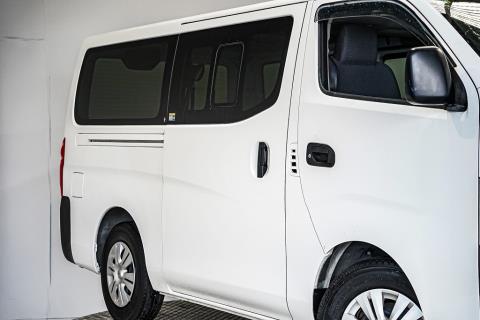 2017 Nissan NV350 6 Seater 5 Door - Thumbnail