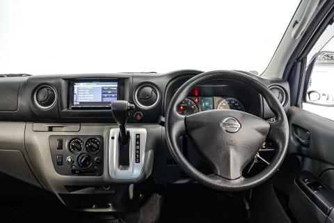 2017 Nissan NV350 6 Seater 5 Door - Thumbnail