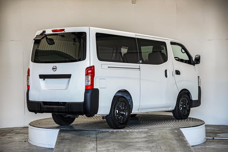 2017 Nissan NV350 / Caravan 5 Door