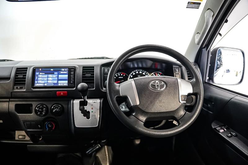 2018 Toyota Hiace ZL 5 Door