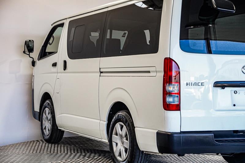 2019 Toyota Hiace 6 Seater Petorl