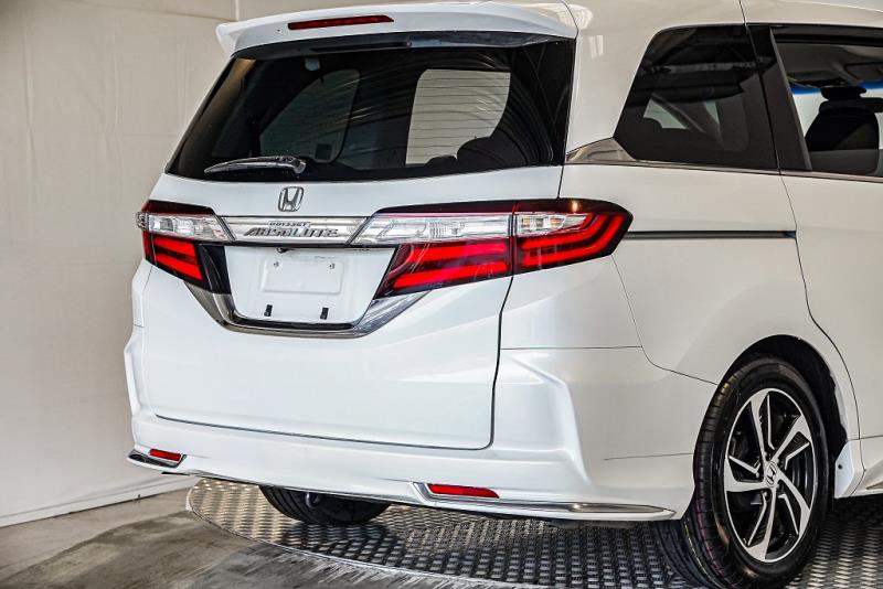 2013 Honda Odyssey Absolute 7 Seater