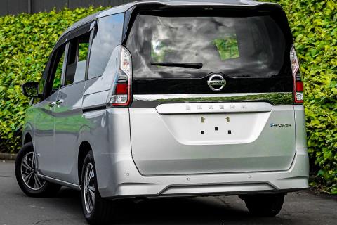 2021 Nissan Serena e-Power - Thumbnail