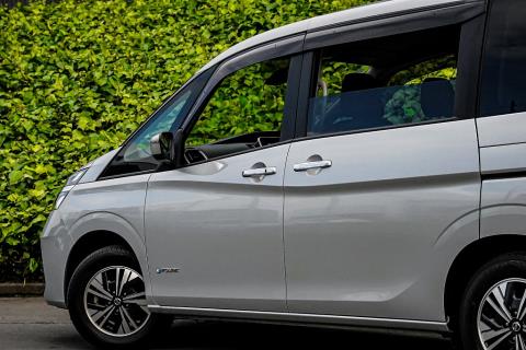 2021 Nissan Serena e-Power - Thumbnail