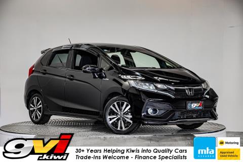 2017 Honda Fit Hybrid S / Jazz - Thumbnail