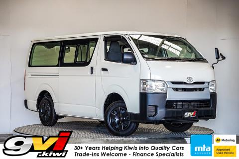 2018 Toyota Hiace ZL 5 Door - Thumbnail