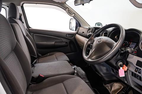 2018 Nissan NV350 / Caravan 5 Door - Thumbnail