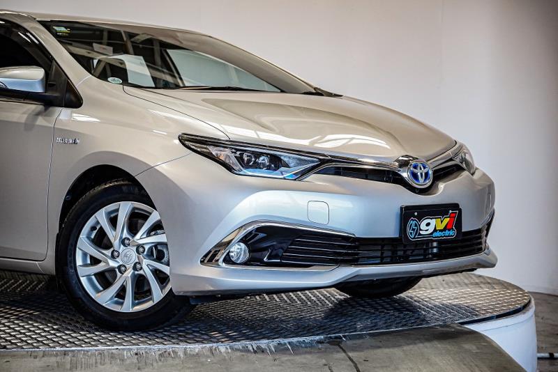 2016 Toyota Auris Hybrid / Corolla