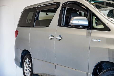 2012 Toyota Alphard Hybrid / Vellfire - Thumbnail