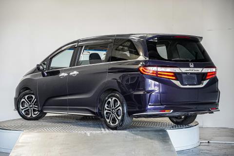 2014 Honda Odyssey Absolute - Thumbnail