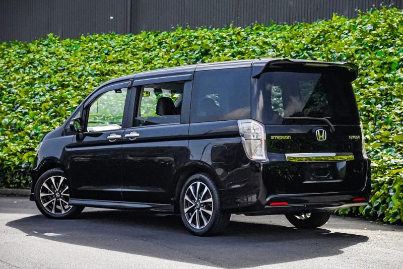 2013 Honda Step Wagon