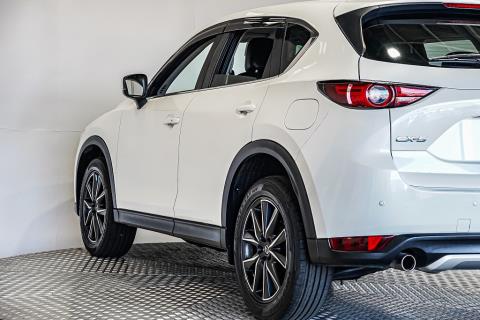 2017 Mazda CX-5 LTD Petrol - Thumbnail