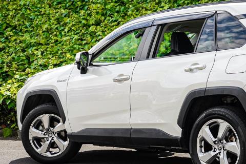 2019 Toyota Rav4 Hybrid - Thumbnail