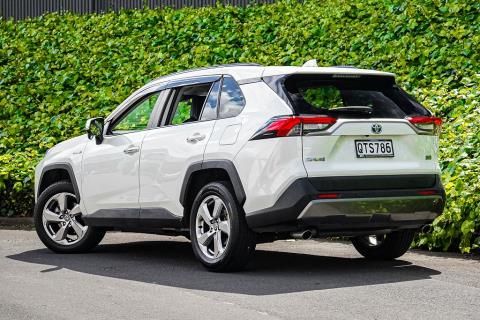 2019 Toyota Rav4 Hybrid - Thumbnail