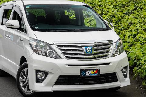 2013 Toyota Alphard Hybrid / Vellfire - Thumbnail