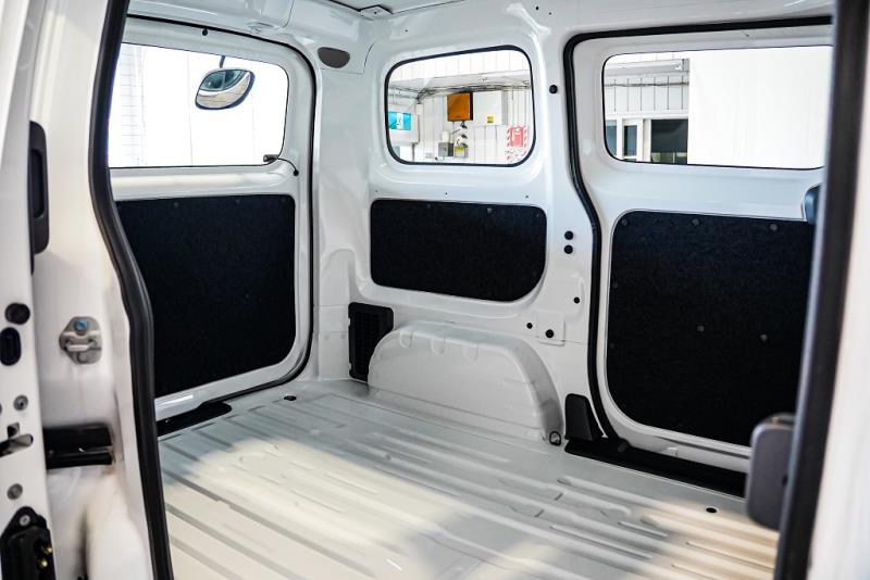 2021 Nissan NV200 / Vanette 5 Door