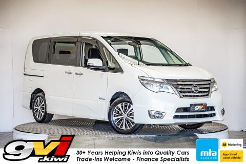 2015 Nissan Serena - Thumbnail