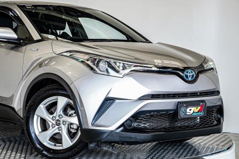 2017 Toyota C-HR Hybrid S - Thumbnail