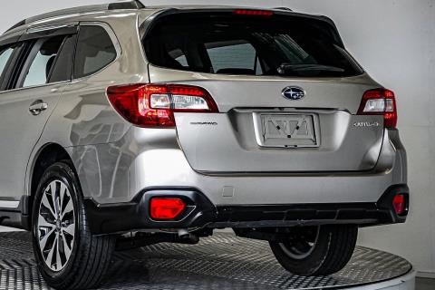 2015 Subaru Outback Limited 4WD - Thumbnail