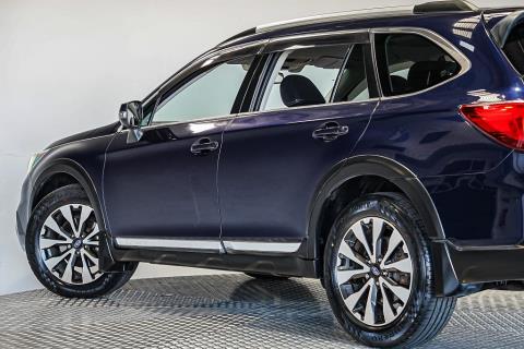 2016 Subaru Outback Limited - Thumbnail