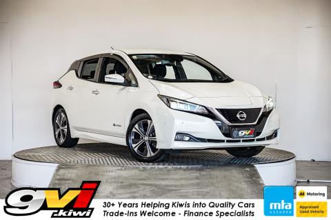 2018 Nissan Leaf 40G 88% SOH - Thumbnail