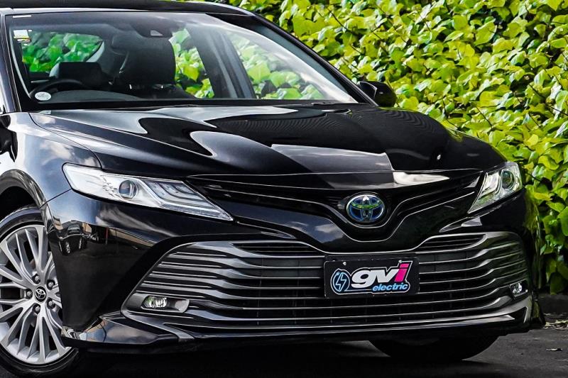 2017 Toyota Camry Hybrid G