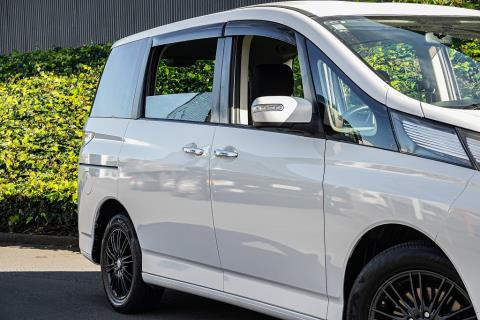 2010 Mazda Biante Van / Bongo - Thumbnail