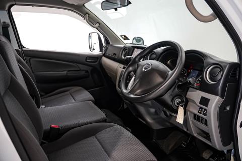 2017 Nissan NV350 Highroof Van - Thumbnail