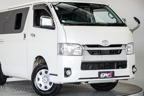 2021 Toyota Hiace GL 5 Door - Thumbnail