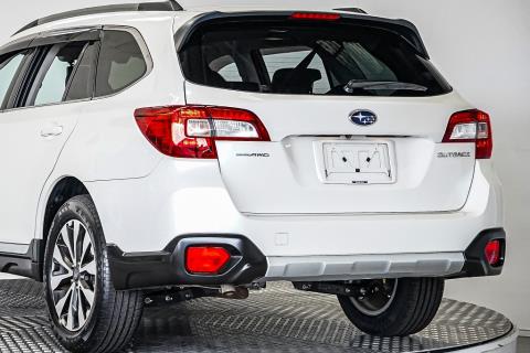 2016 Subaru Outback Limited 4WD - Thumbnail