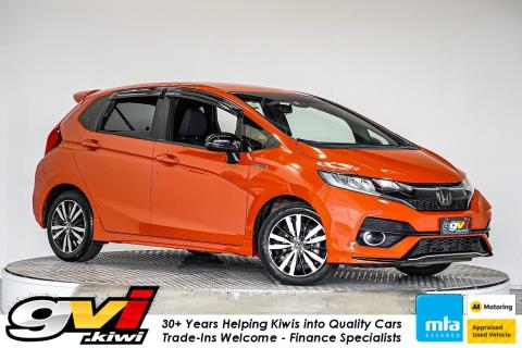 2017 Honda Fit Hybrid S / Jazz RS - Thumbnail