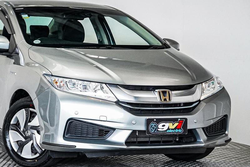 2015 Honda Grace Hybrid / City