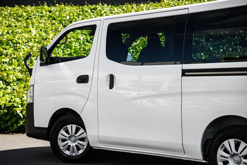 2024 Nissan NV350 / Caravan 5 Door